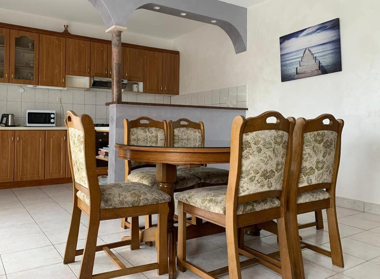 Apartman Visic 1692 Kastela Luaran gambar