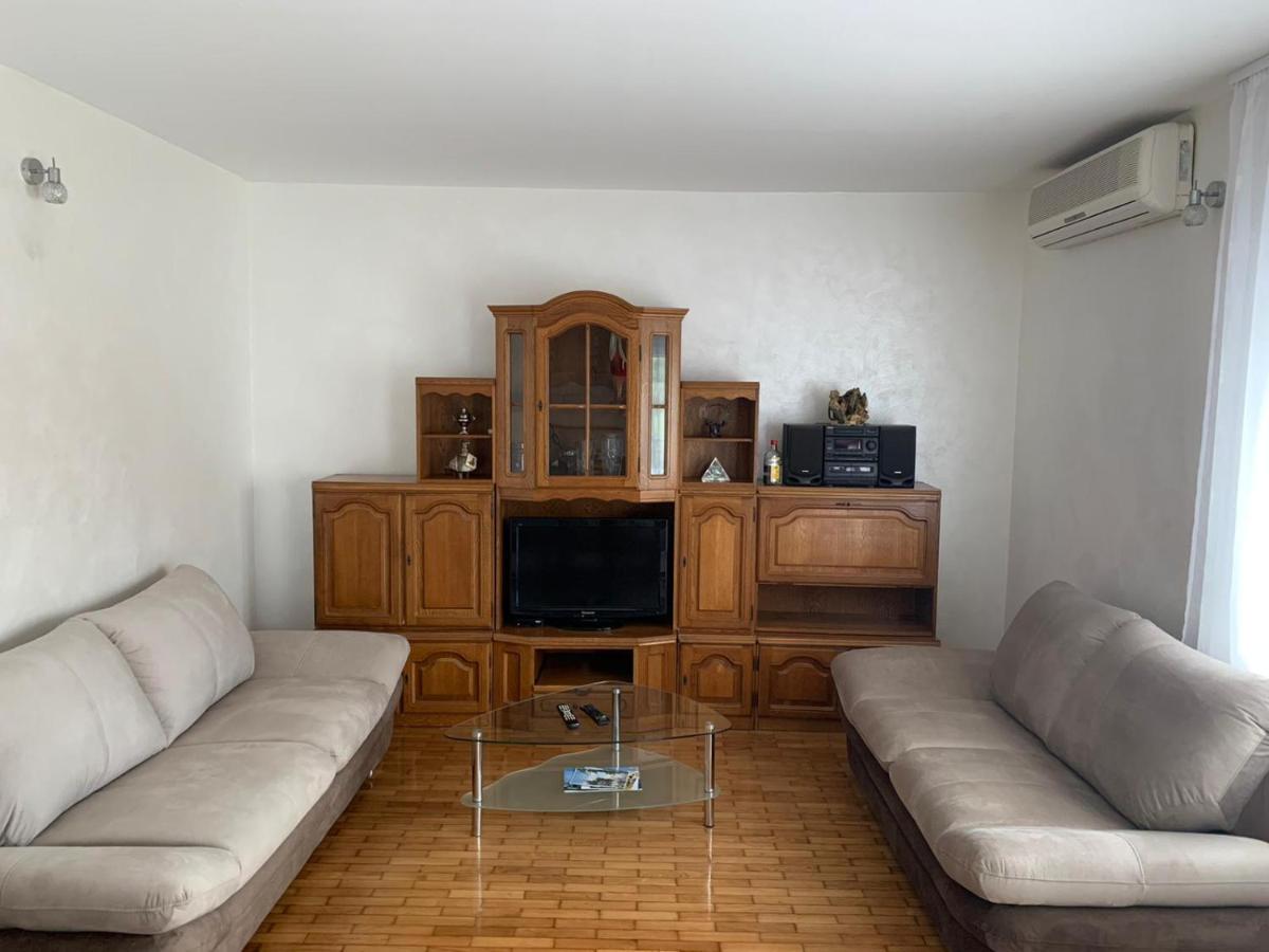 Apartman Visic 1692 Kastela Luaran gambar