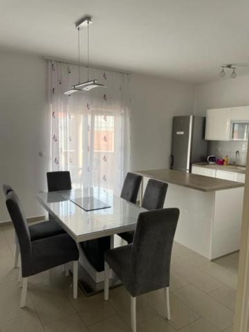 Apartman Visic 1692 Kastela Luaran gambar