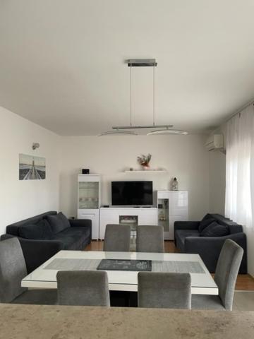 Apartman Visic 1692 Kastela Luaran gambar